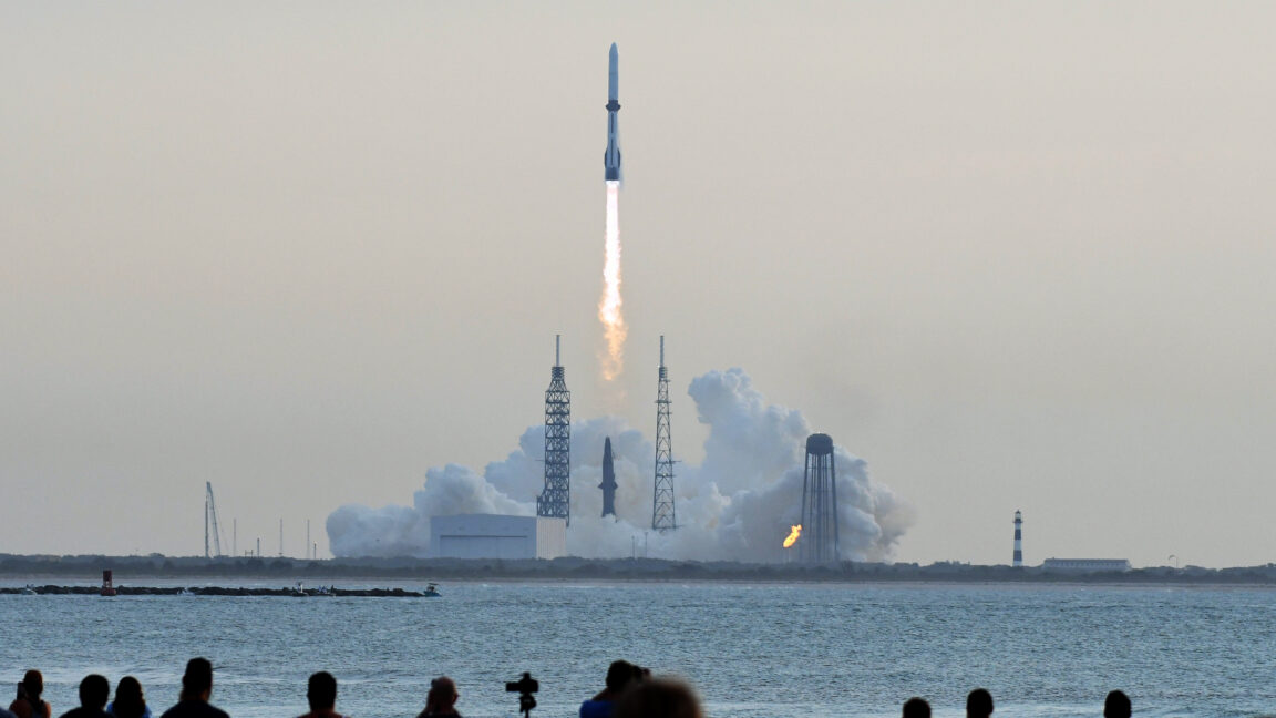Réutilisation de la fusée de Blue Origin compromise par une défaillance de l’étage supérieur