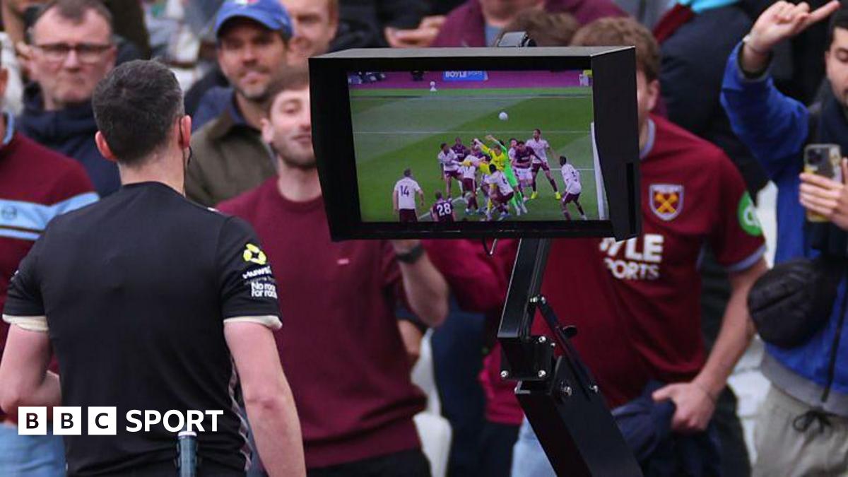 Arsenal contre West Ham : le but refusé, une décision correcte de l’arbitre Howard Webb