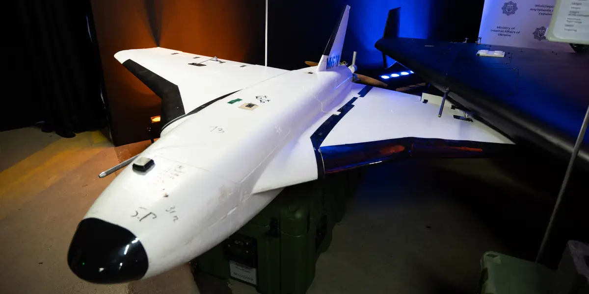 La Russie déploie des antennes anti-brouillage sur des leurres en mousse pour intercepter des Shaheds : Ukraine
