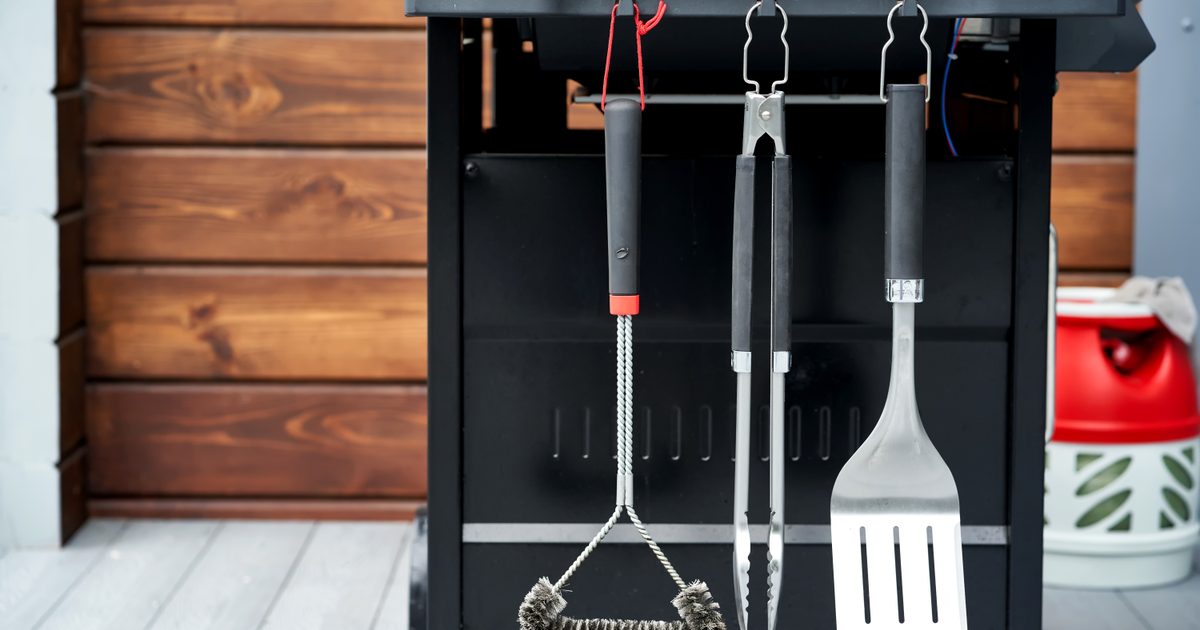 15 indispensables d’accessoires et d’outils pour le BBQ, sélectionnés par des experts (2026)