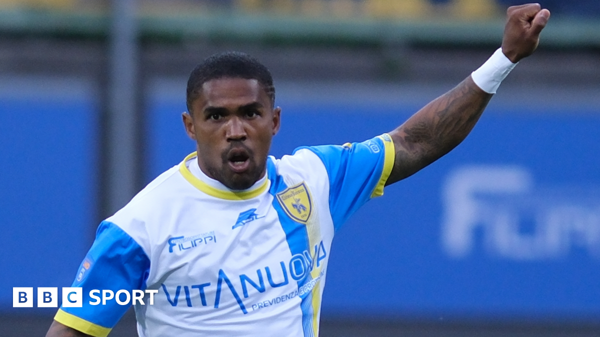 Chievo Verona : Mario Balotelli et Douglas Costa visent la montée en Série D