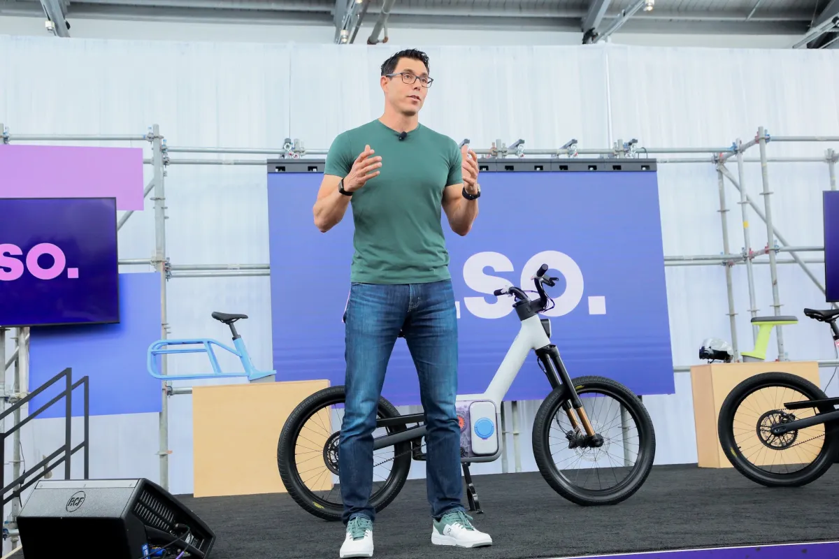 TechCrunch Mobilité : La course aux compétences en IA arrive dans l’automobile